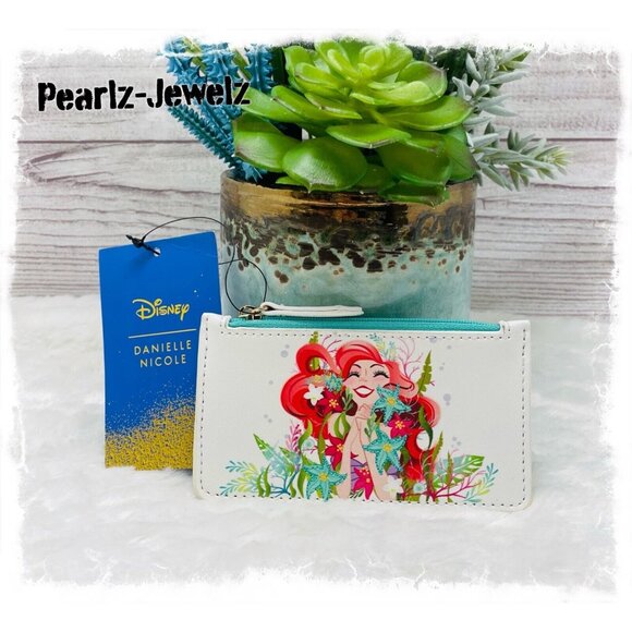 Danielle Nicole Disney Little Mermaid Floral Cardholder BoxLunch Exclusive NWT - Picture 1 of 2